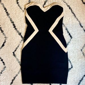 SALE🌟 Tally Weijl Strapless Bodycon Dress